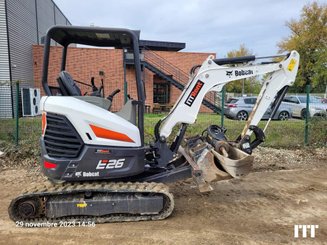 Miniexcavadora Bobcat E26 E2V - 1